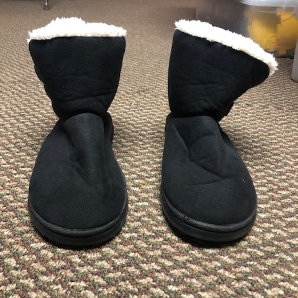 Fuzzy black boots